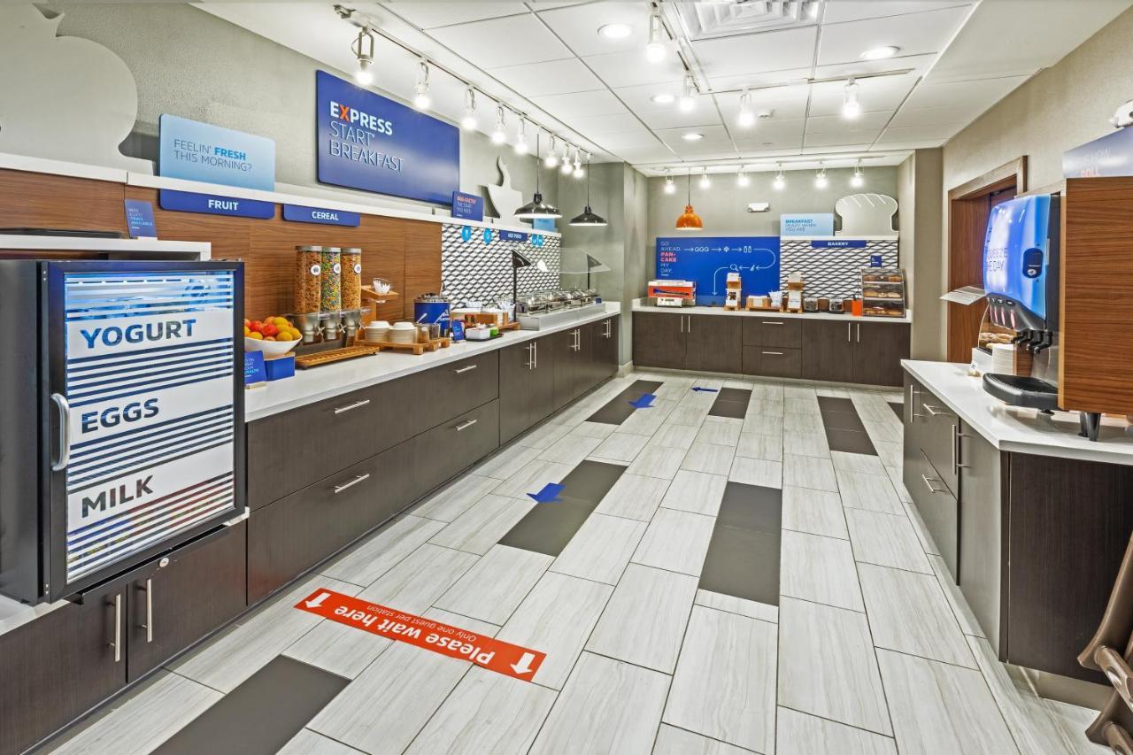 Holiday Inn Express & Suites - Stafford Nw - Sugar Land By Ihg Dış mekan fotoğraf